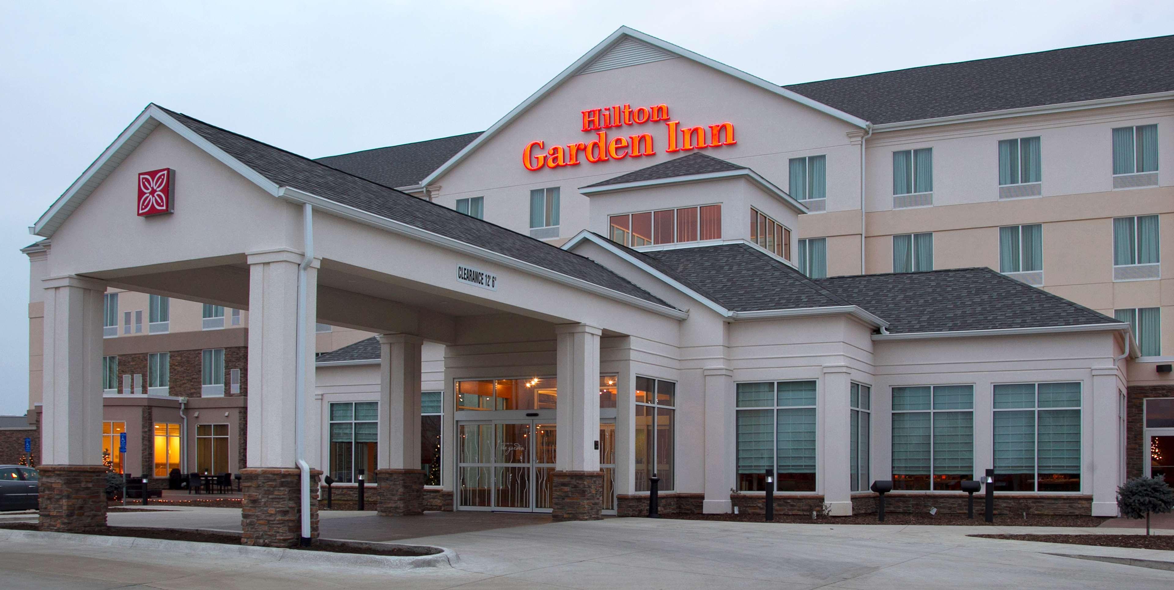 Hilton Garden Inn Cedar Falls Conference Center Exterior foto