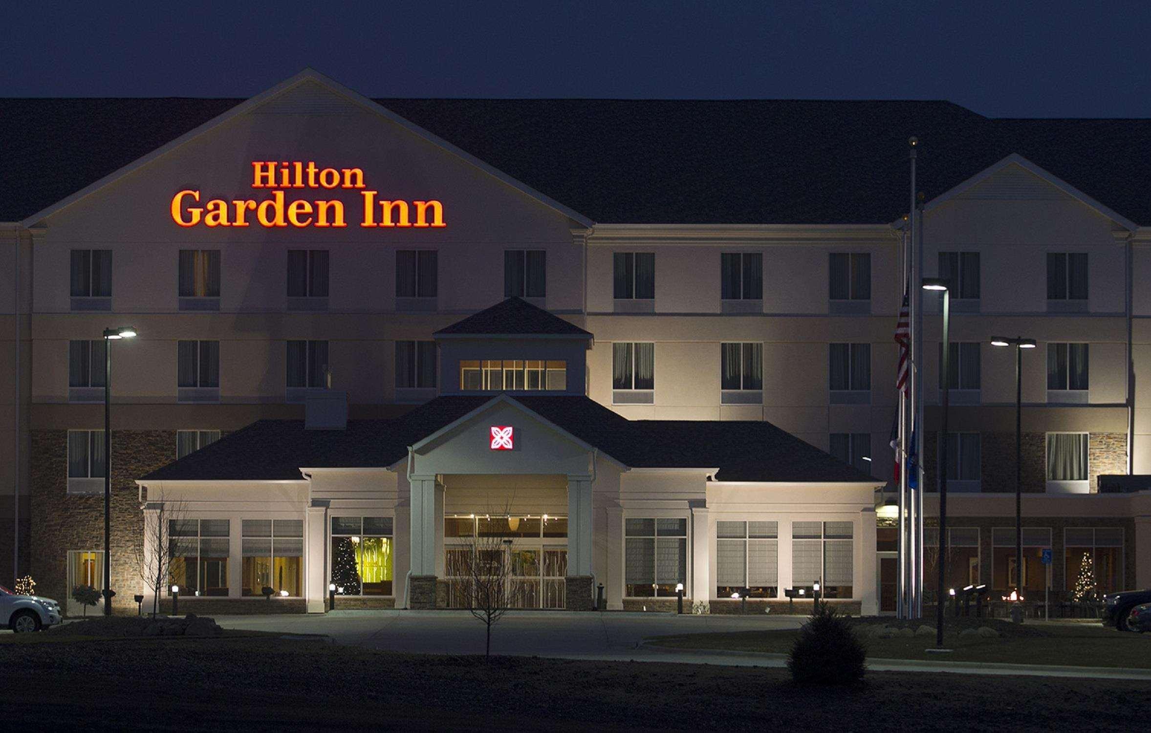 Hilton Garden Inn Cedar Falls Conference Center Exterior foto